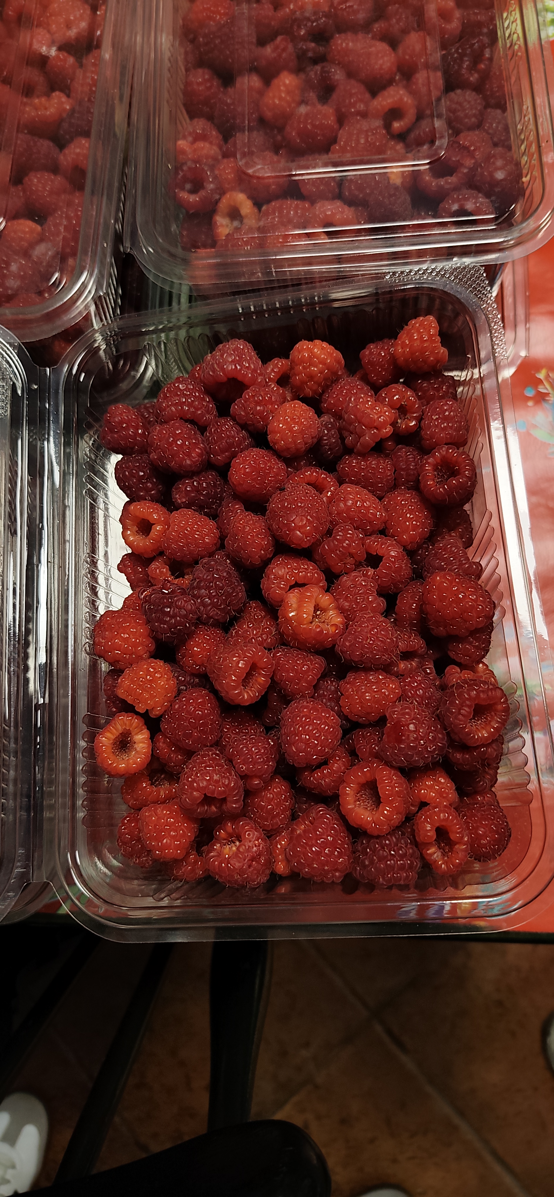 Malina (sveža) · 1 kg