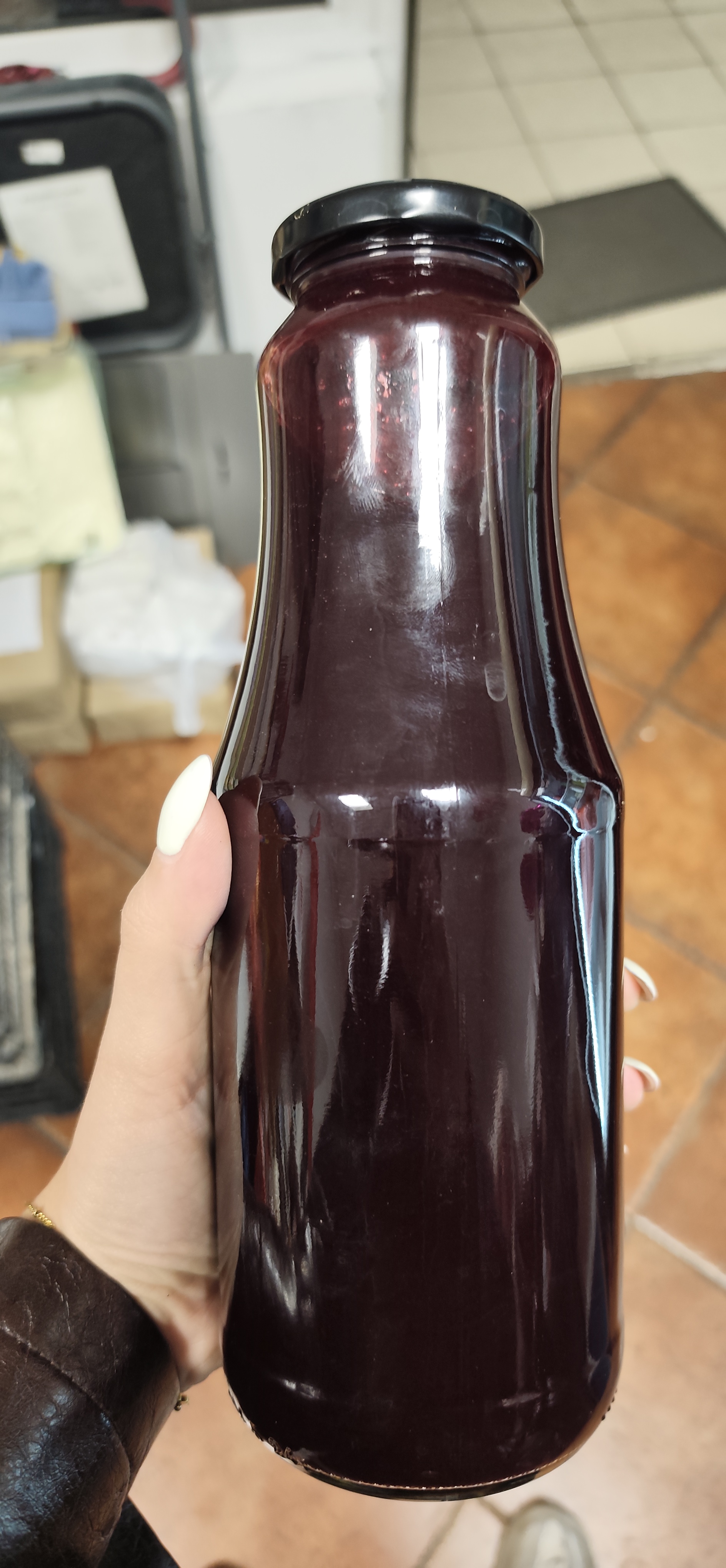 Sokovi (hladno ceđeni) · 1 l